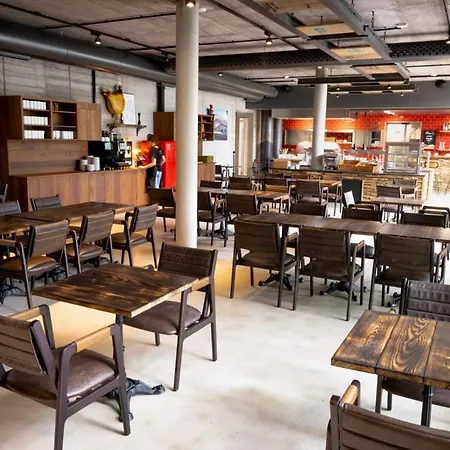 Cavallestro Deluxe 4* Kitzingen