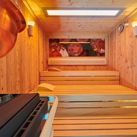 Cavallestro Deluxe Szálloda Kitzingen